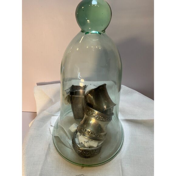 Beautiful vintage green glass cloche bell jar; small size, - Picture 3 of 5